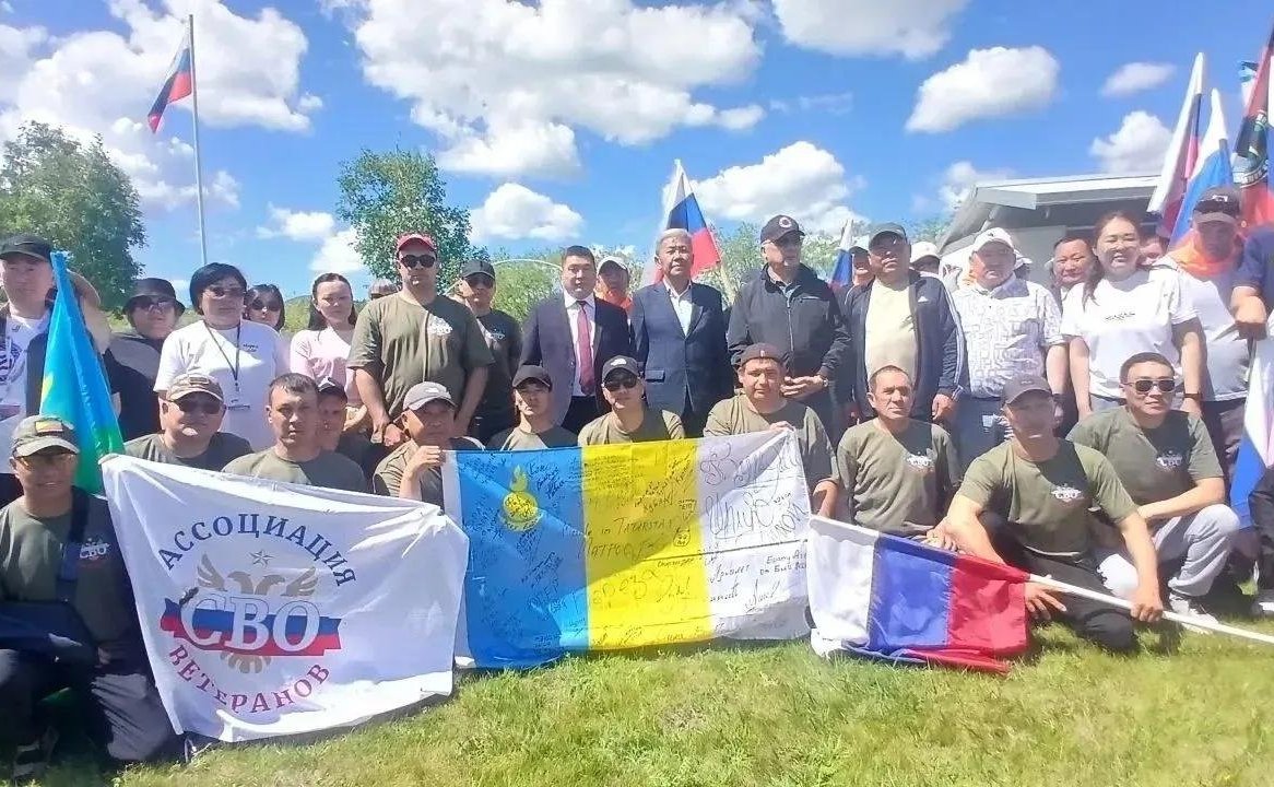 Баир Жамсуев обсудил региональные инициативы по поддержке и адаптации ветеранов СВО