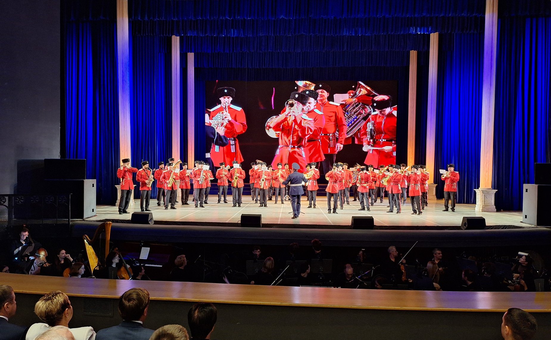 Алексей Кондратенко поздравил жителей Краснодарского края с 88-летием региона