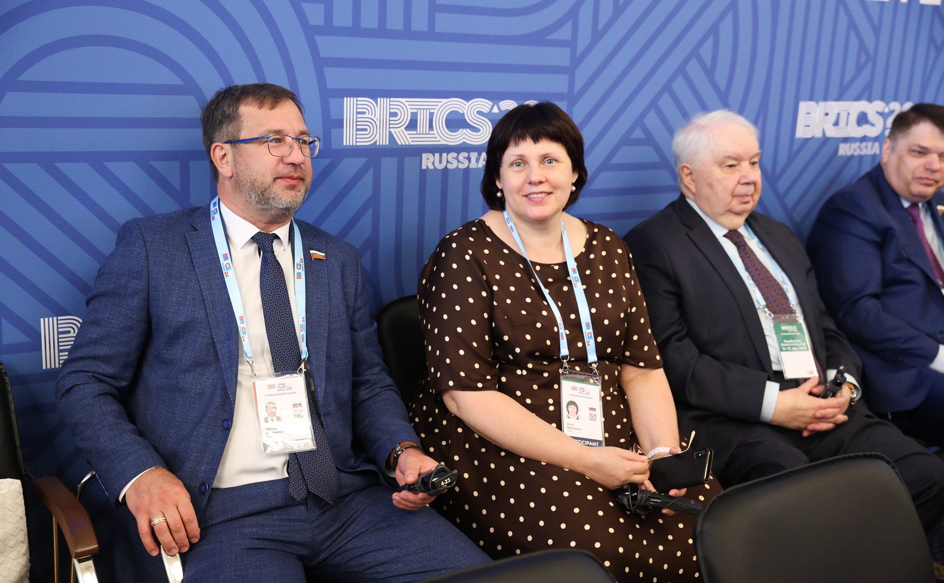 Х Парламентский форум БРИКС. Пленарное заседание «Роль парламентов в противодействии фрагментации многосторонней торговой системы и преодолении угроз, связанных с последствиями глобальных кризисов»