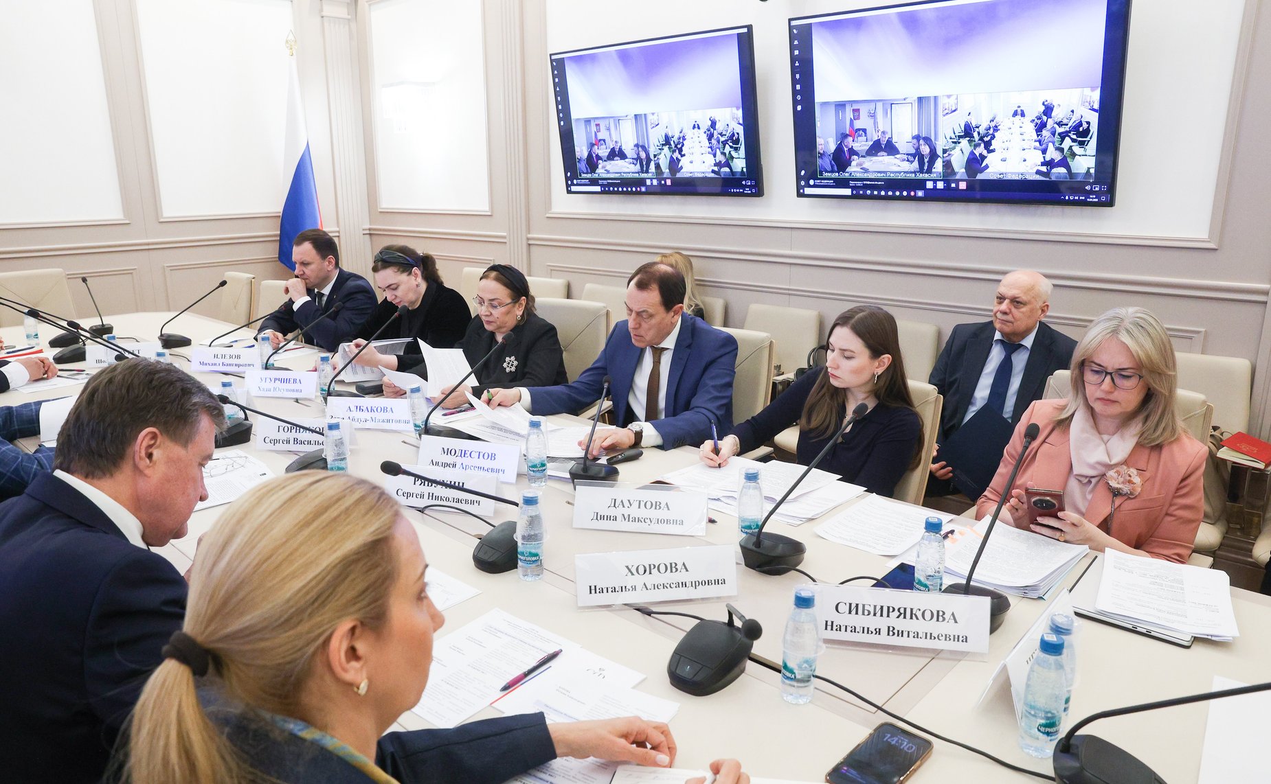 Совещание Комитета Совета Федерации по социальной политике на тему «Строительство объектов здравоохранения, находящихся на контроле в СФ»