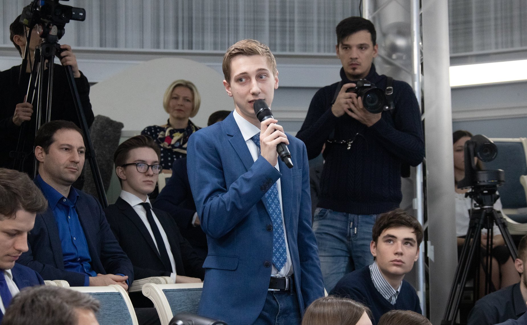 Встреча Л. Гумеровой с участниками и организаторами XVII Всероссийского конкурса молодежных авторских проектов и проектов в сфере образования «Моя страна – моя Россия»