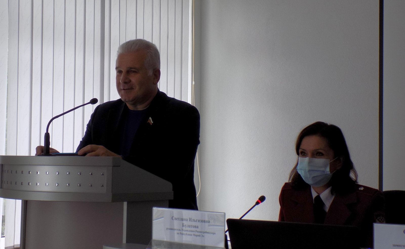 Сергей Мартынов посетил ООО «НПФ «Геникс», который специализируется на разработке и производстве дезинфицирующих жидкостей, используемых для уборки помещений