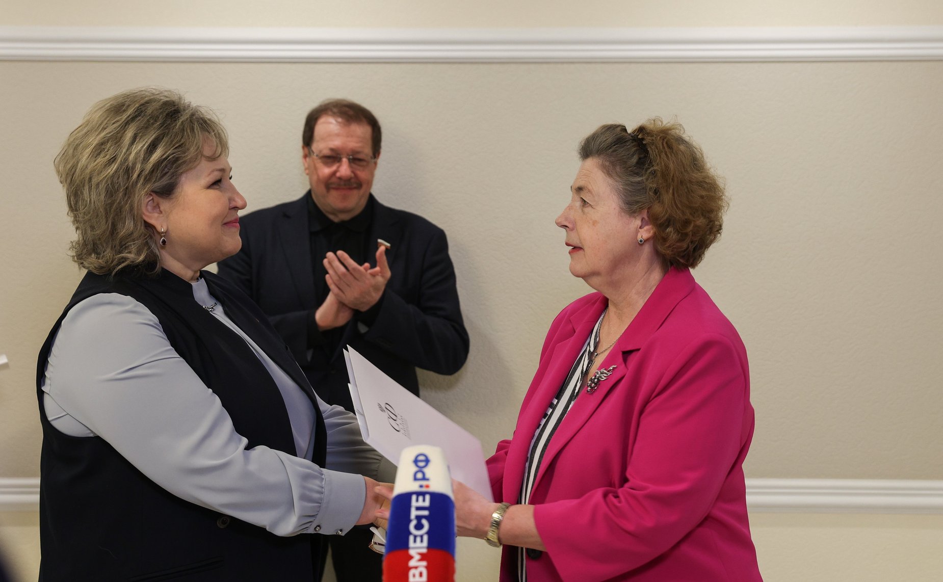 В СФ открылась выставка картин «Живописный образ Родины»