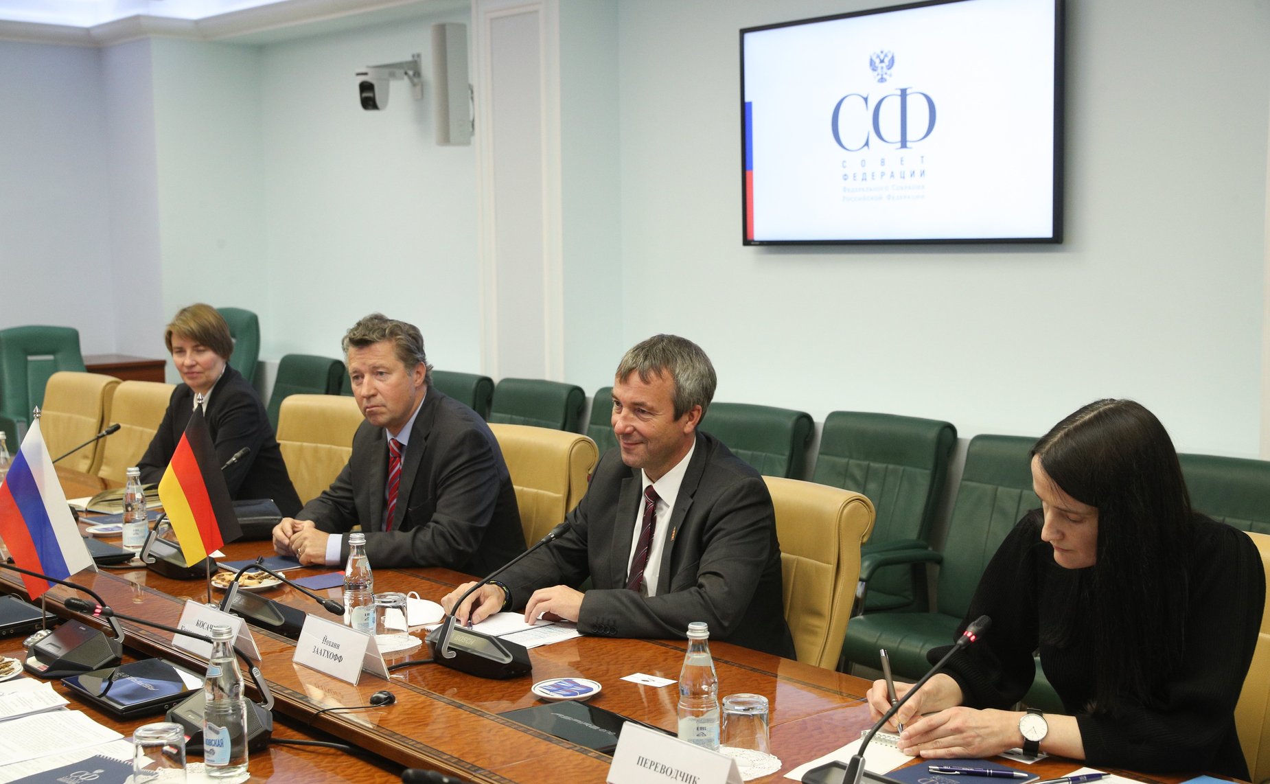 Встреча заместителя Председателя СФ Константина Косачева с депутатом Бундестага Федеративной Республики Германия, Координатором межобщественного сотрудничества с Россией, Центральной Азией и странами Восточного партнерства ФРГ