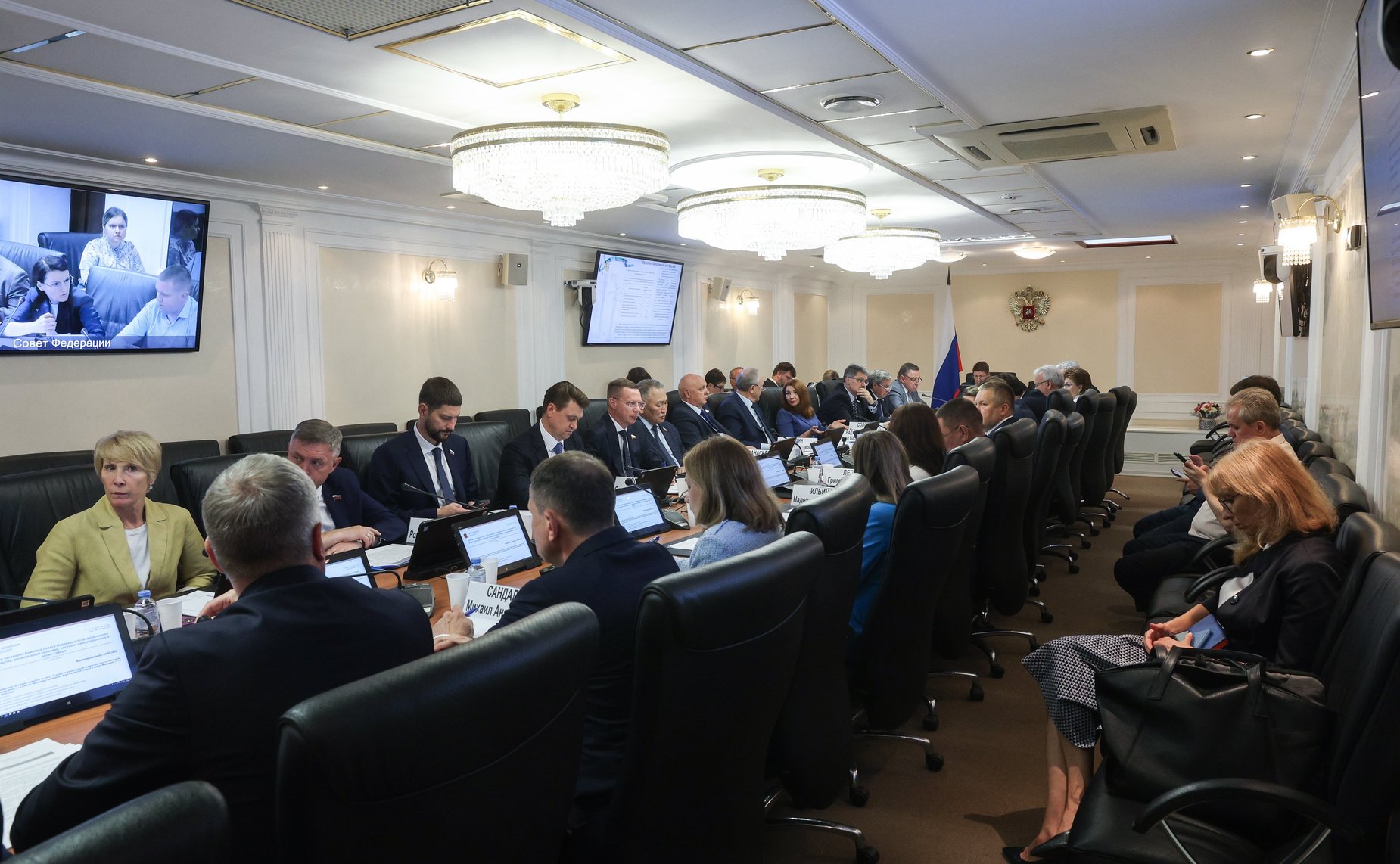 Расширенное заседание Комитета СФ по федеративному устройству, региональной политике, местному самоуправлению и делам Севера области (в рамках Дней Кировской области в Совете Федерации)