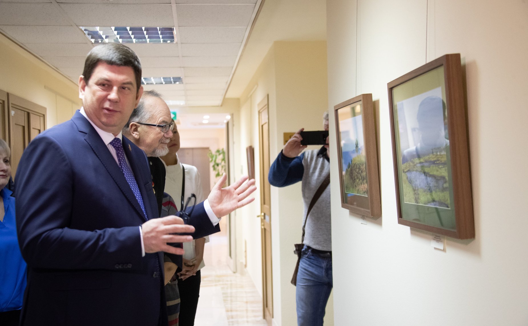 Открытие в Совете Федерации выставки живописи А. Буртасенкова «Моя Россия»