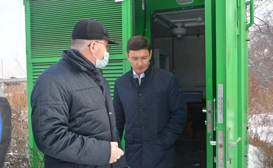 Олег Цепкин в рамках работы в регионе посетил областной Центр экологического мониторинга, а также стационарные и мобильные посты контроля атмосферного воздуха