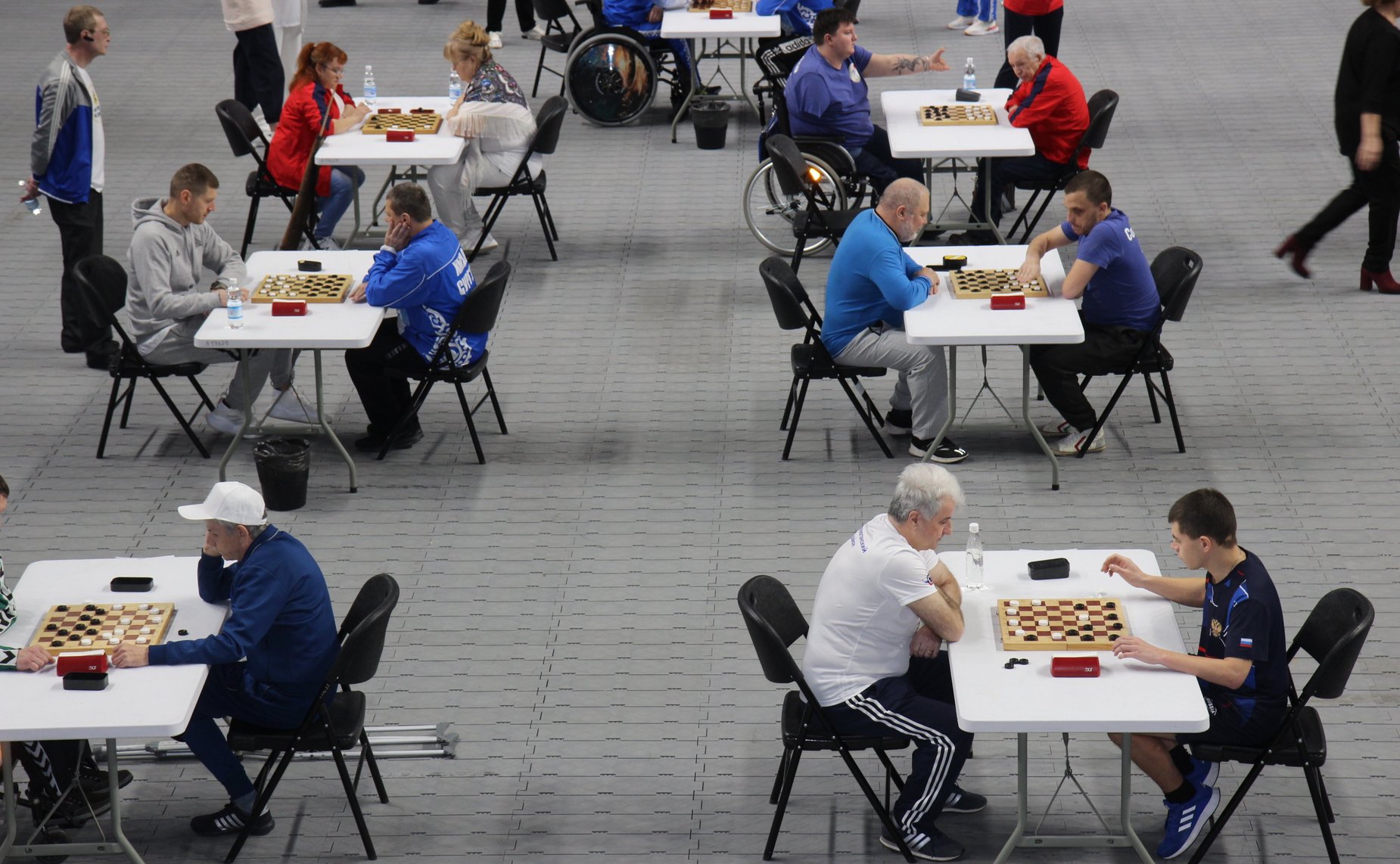 Эдуард Исаков посетил знаковые международные и региональные мероприятия, приуроченные ко Дню образования Ханты-Мансийского автономного округа – Югры