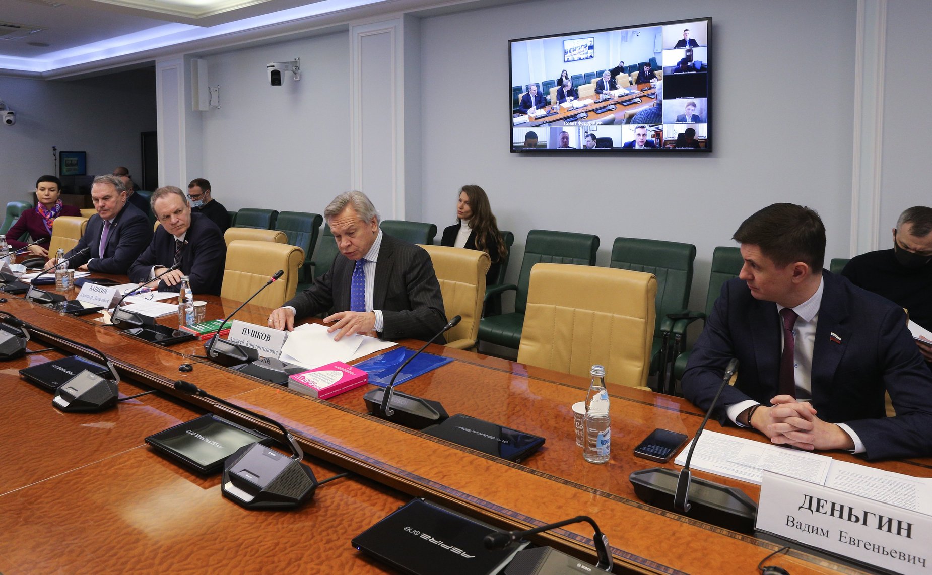 Первое заседание рабочей группы по подготовке законодательных предложений по противодействию треш-стримам