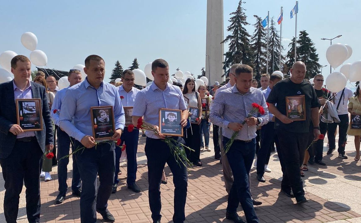 Айрат Гибатдинов принял участие в акции, посвященной памяти детей Донбасса, которые погибли в ходе военных действий киевского режима