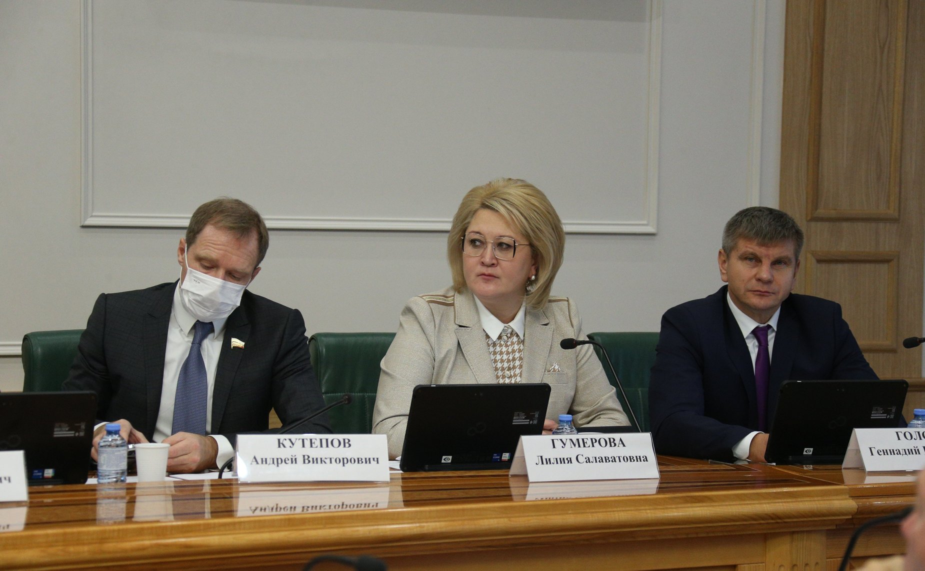 Совместное заседание Комитета СФ по конституционному законодательству и государственному строительству с Комитетом СФ по обороне и безопасности, Комитетом СФ по федеративному устройству, региональной политике, местному самоуправлению и делам Севера