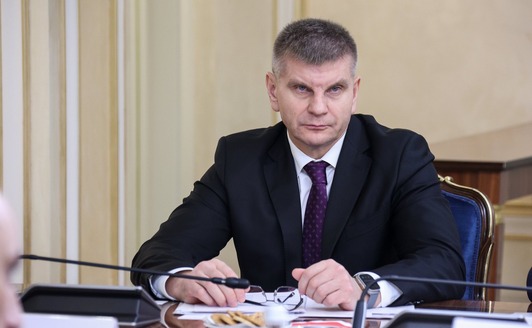 Геннадий Голов