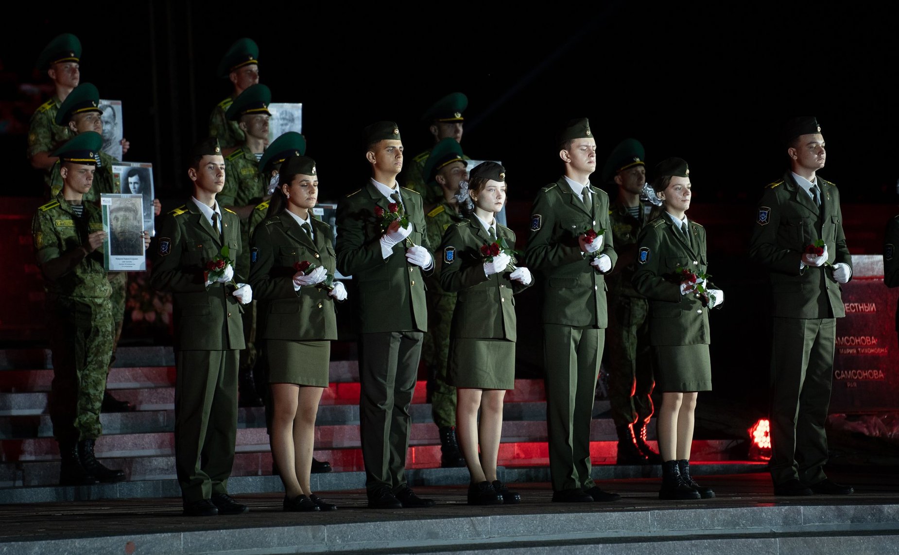 Ночной митинг-реквием «Памяти павших будьте достойны»