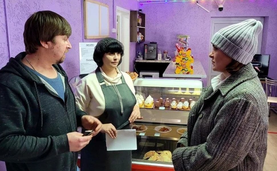 Юлия Лазуткина в ходе работы в регионе провела прием граждан в Нижнеломовском районе Пензенской области