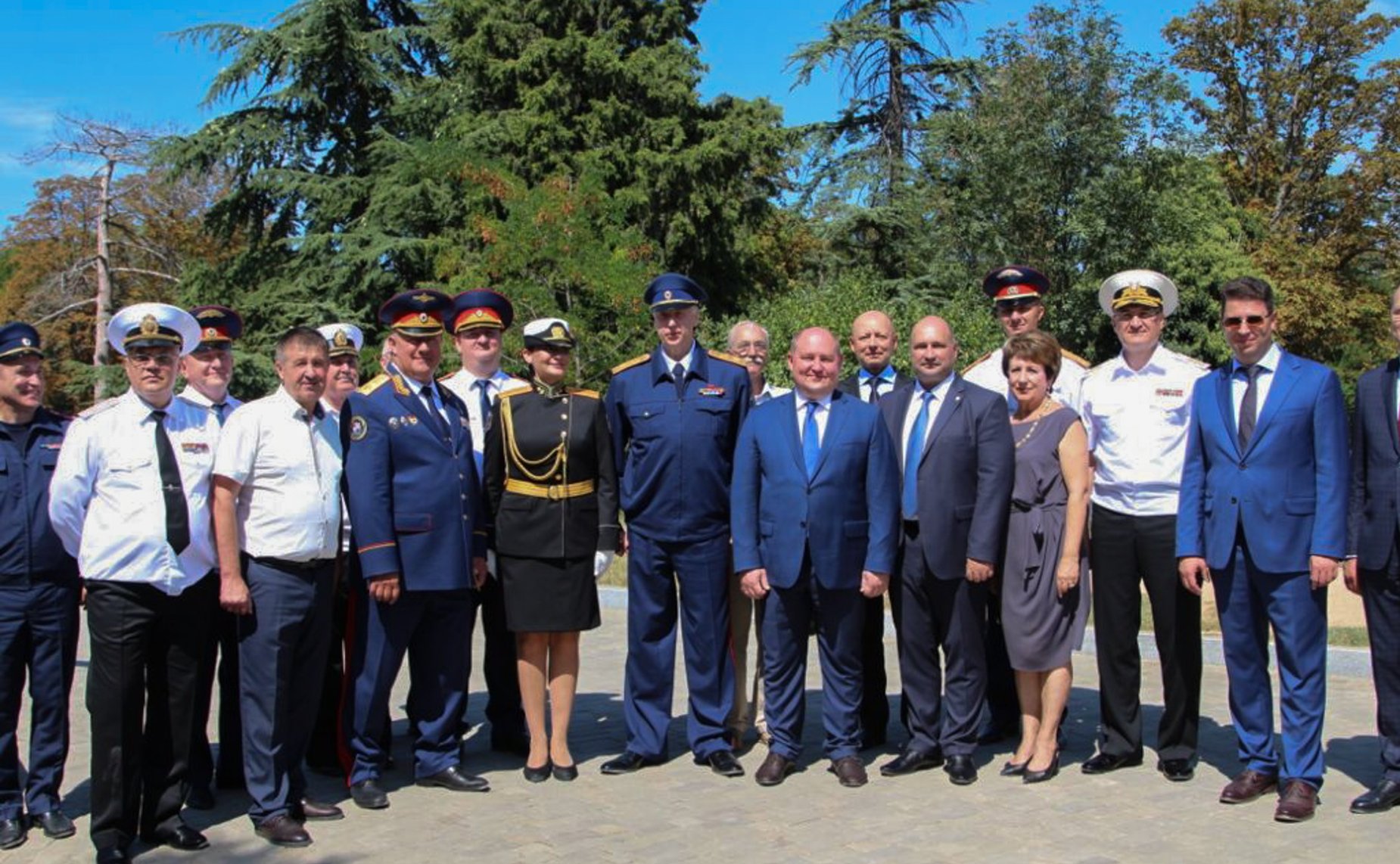 Екатерина Алтабаева в День знаний приняла участие в открытии Севастопольского кадетского корпуса