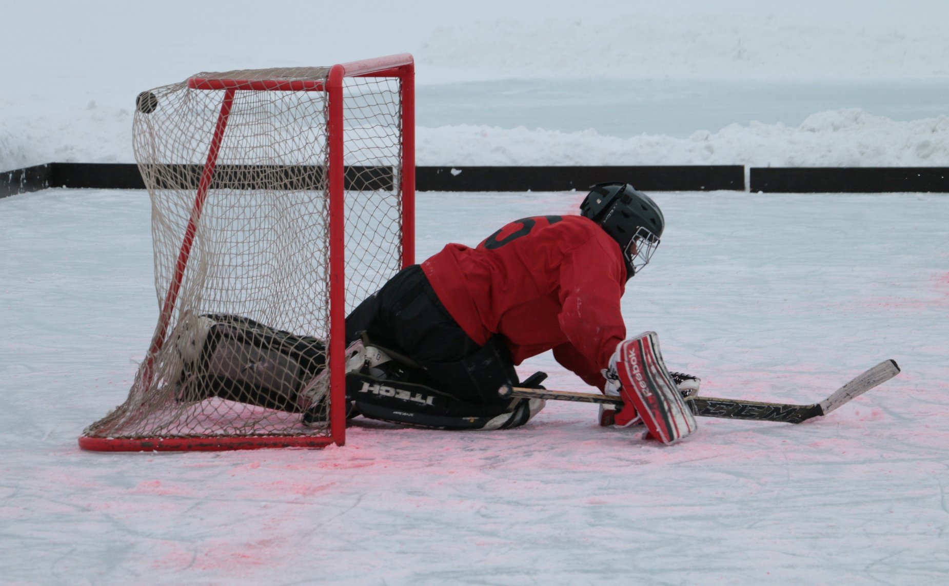 Открытие хоккейного турнира, который проводился на территории курорта «Озеро Шира»