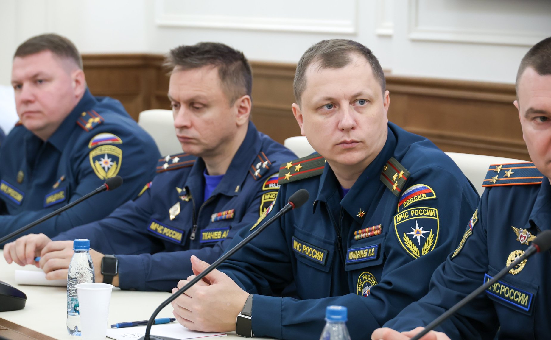 Встреча члена Комитета Совета Федерации по международным делам Алексея Кондратьева со слушателями Академии ГПС МЧС России