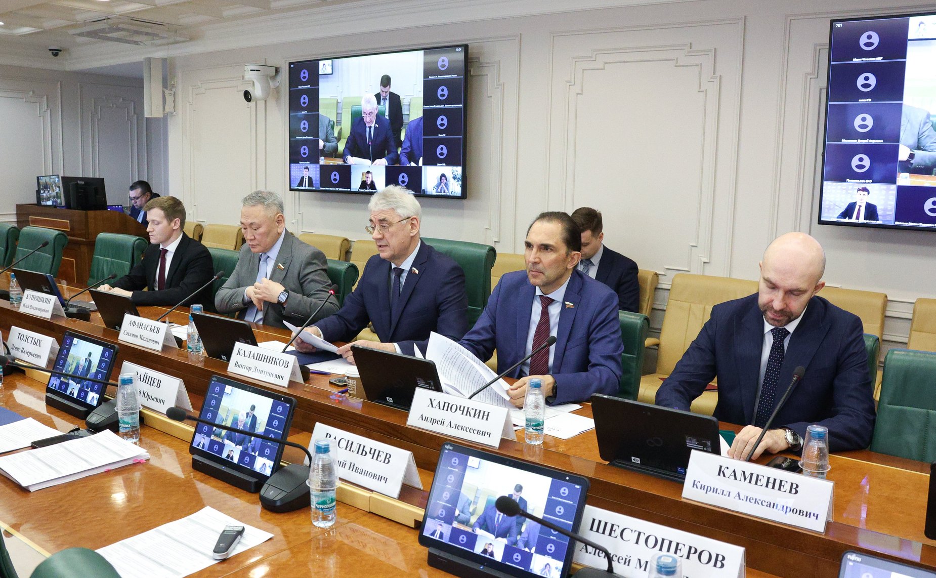 Совещание «Промышленная кооперация: условия для роста производственного и технологического потенциала регионов Дальнего Востока»