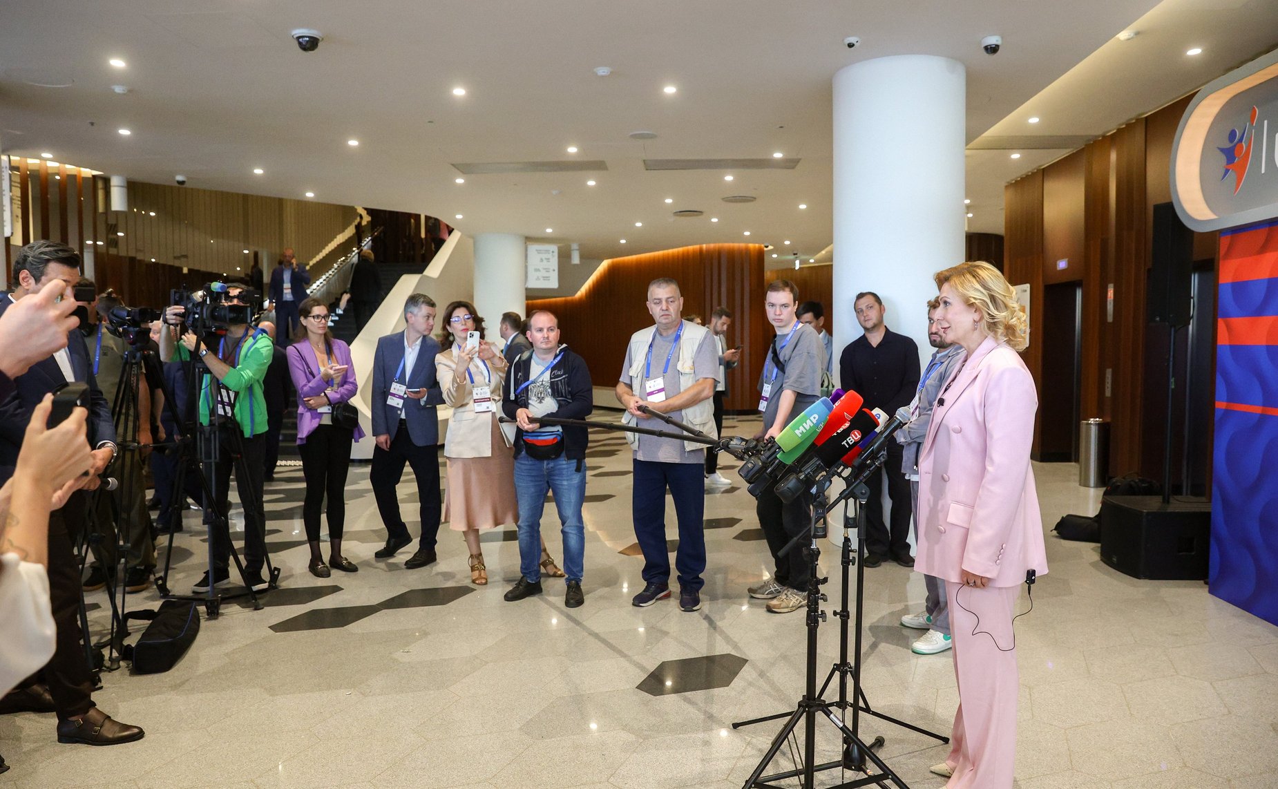 Инна Святенко