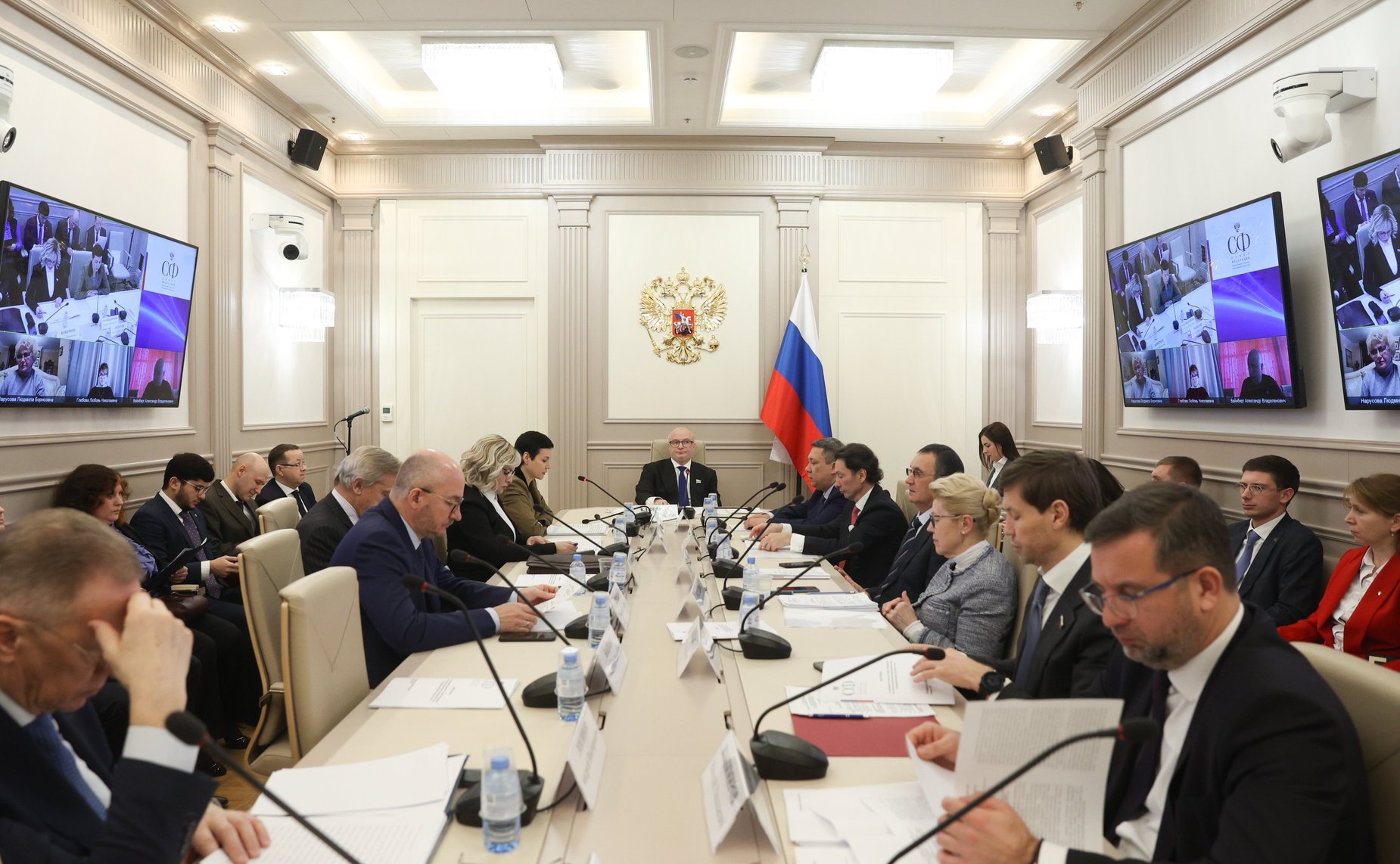 Заседание Комитета СФ по конституционному законодательству и государственному строительству