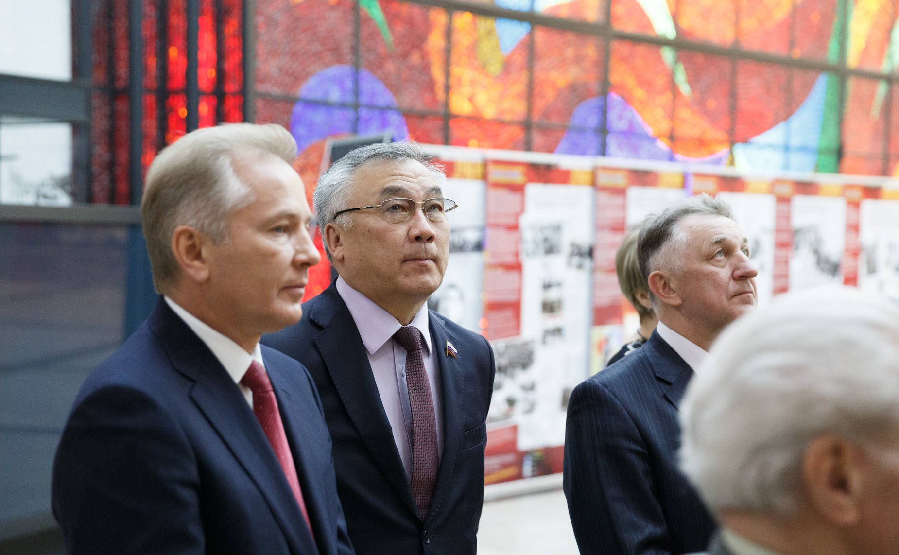 Сенаторы приняли участие в «Эстафете памяти», посвященной 70-летию Великой Победы