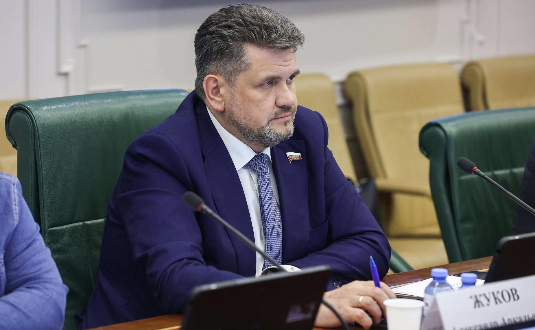 Александр Жуков