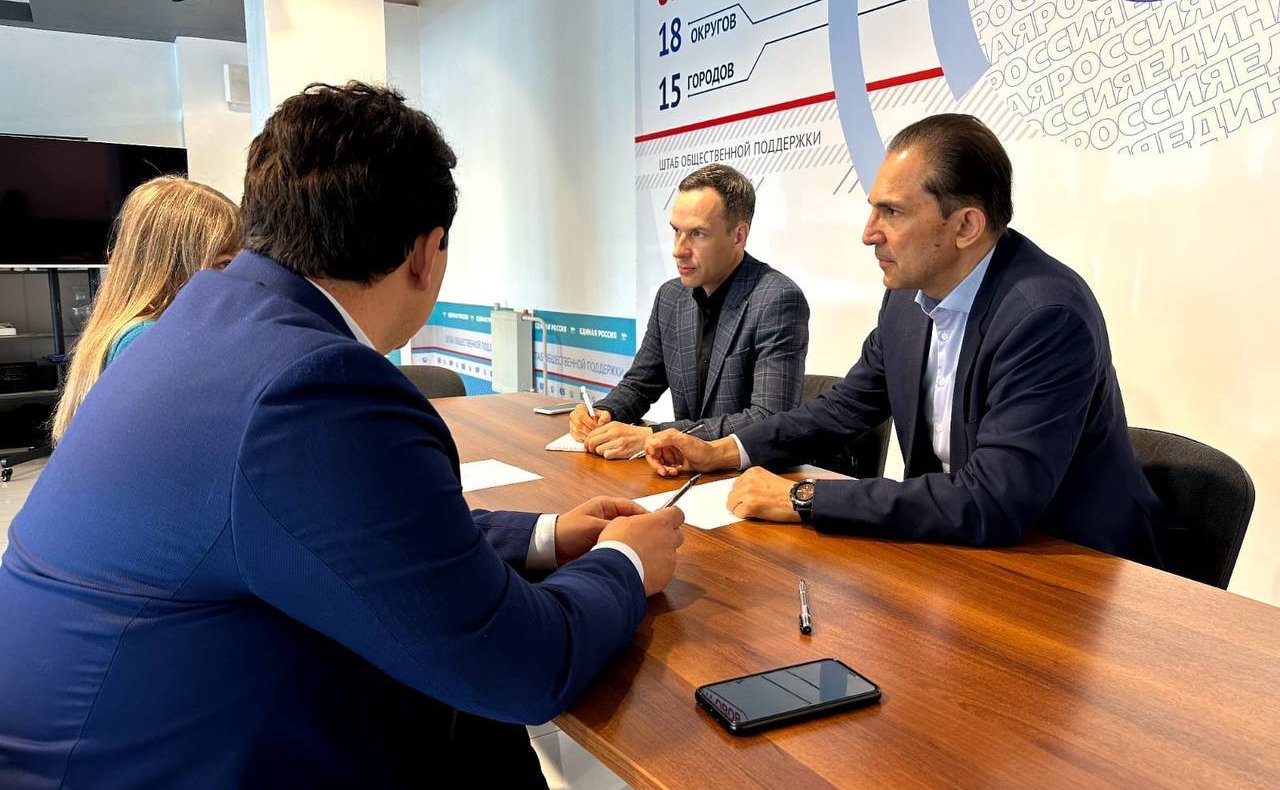 Андрей Хапочкин встретился с руководителем регионального отделения Союза садоводов России по Сахалинской области и уполномоченным по защите прав предпринимателей в Сахалинской области