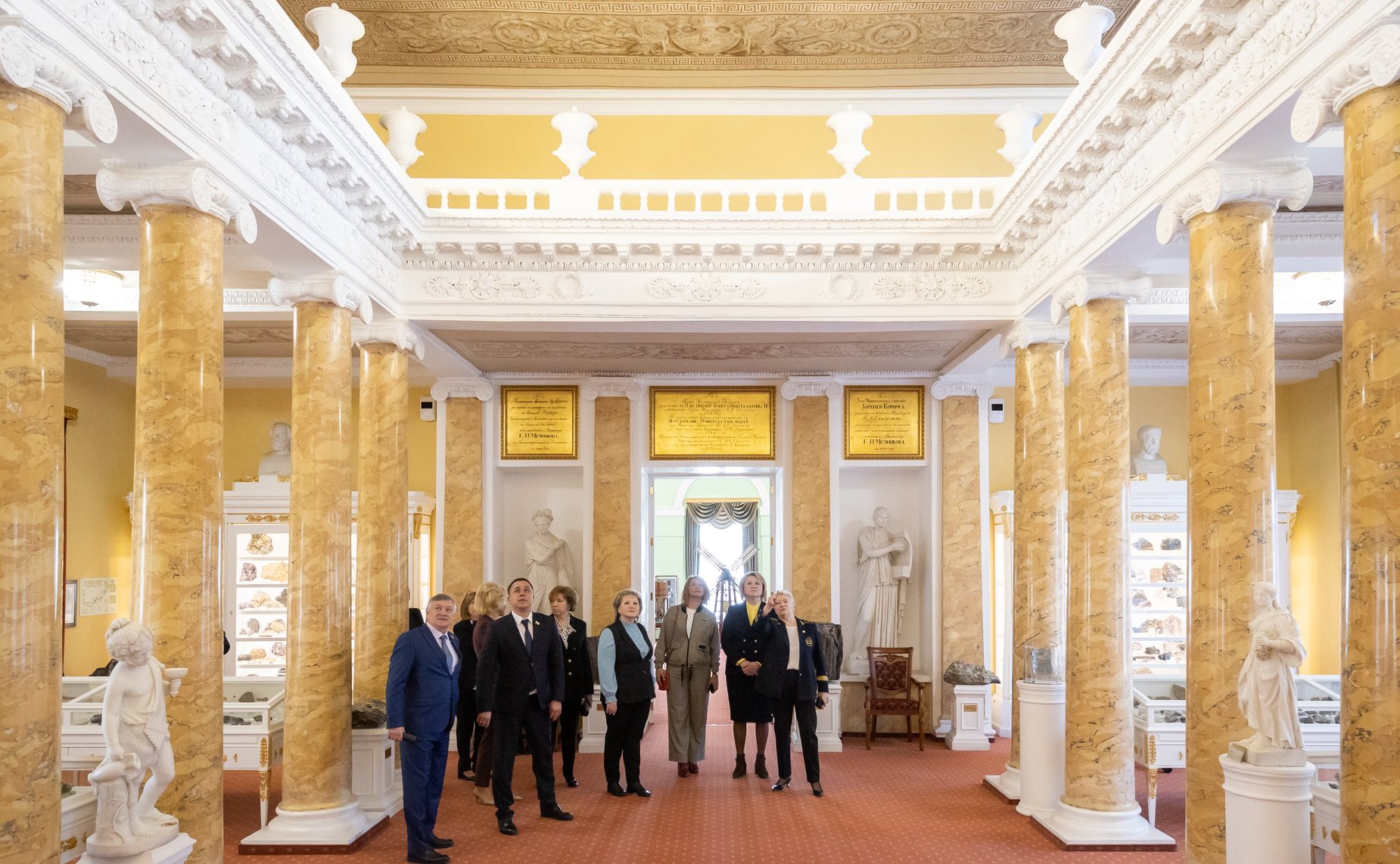 В Санкт-Петербургском Горном университете состоялось выездное заседание Комитета Совета Федерации по науке, образованию и культуре