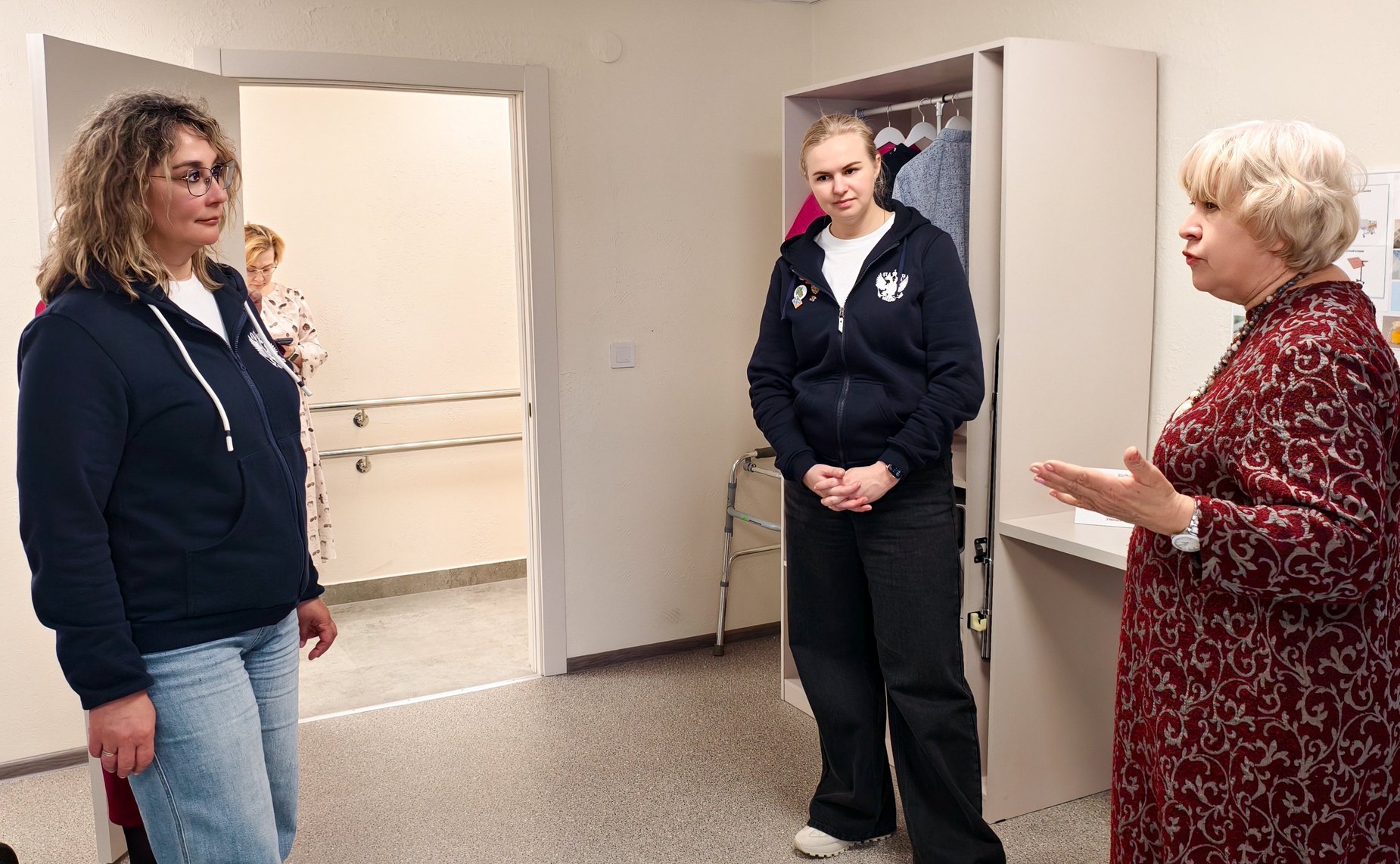 Сенаторы посетили реабилитационный центр для взрослых «Восхождение»