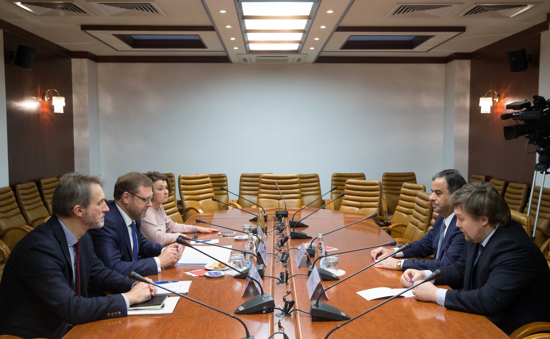 Встреча Константина Косачева с Чрезвычайным и Полномочным Послом Ливана Шауки Бу Нассаром