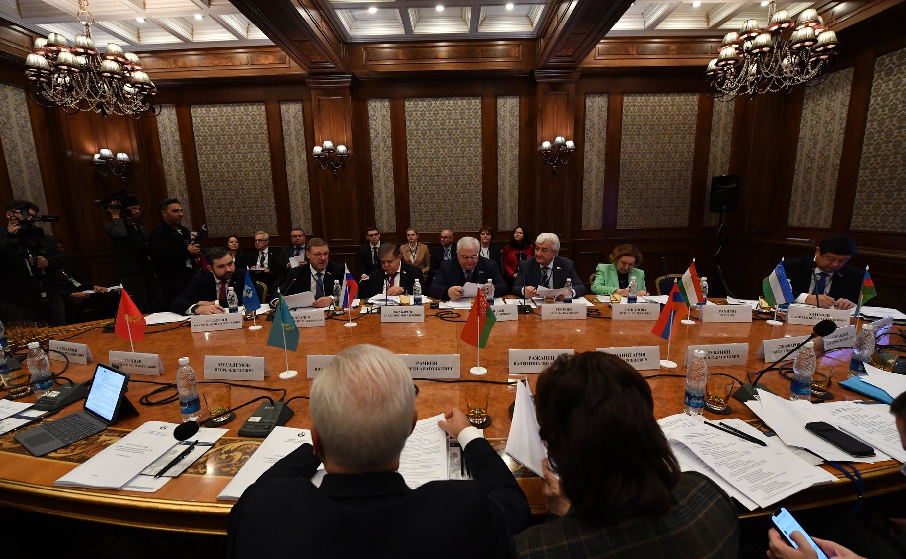 Заместитель Председателя Совета Федерации Константин Косачев провел заседание Комиссии Межпарламентской Ассамблеи государств-участников СНГ (МПА СНГ) по политическим вопросам и международному сотрудничеству
