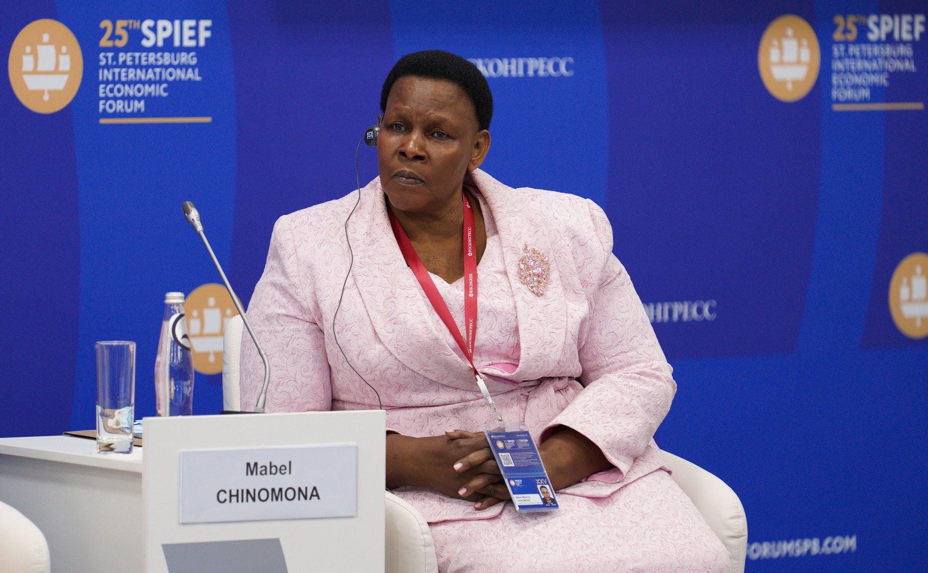 Галина Карелова приняла участие в сессии «Международная кооперация женщин: потенциал и перспективы» в рамках ПМЭФ