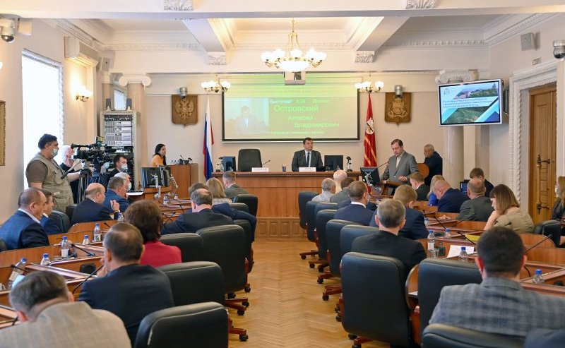 Нина Куликовских приняла участие в заседании Смоленской областной Думы