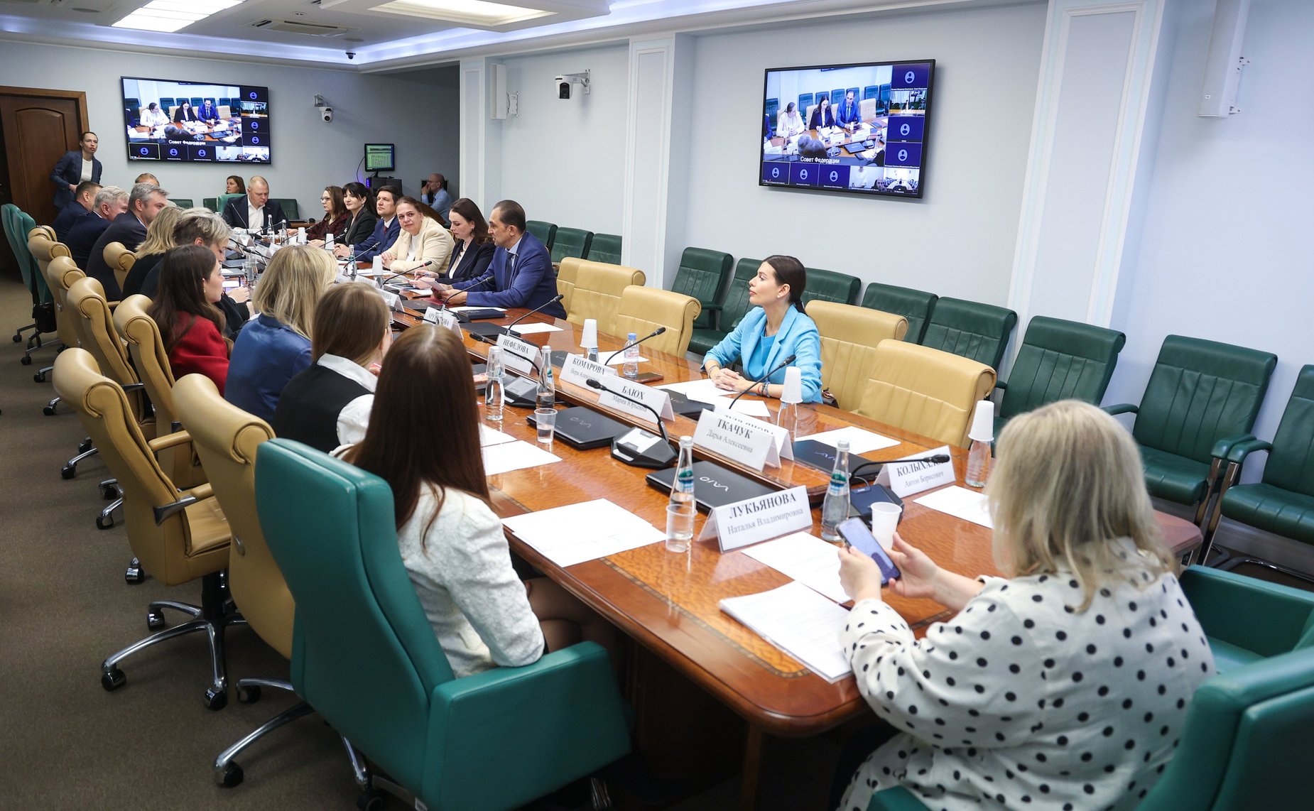 Круглый стол Комитета Совета Федерации по экономической политике «Развитие и популяризация туристского маршрута «Золотое кольцо»»