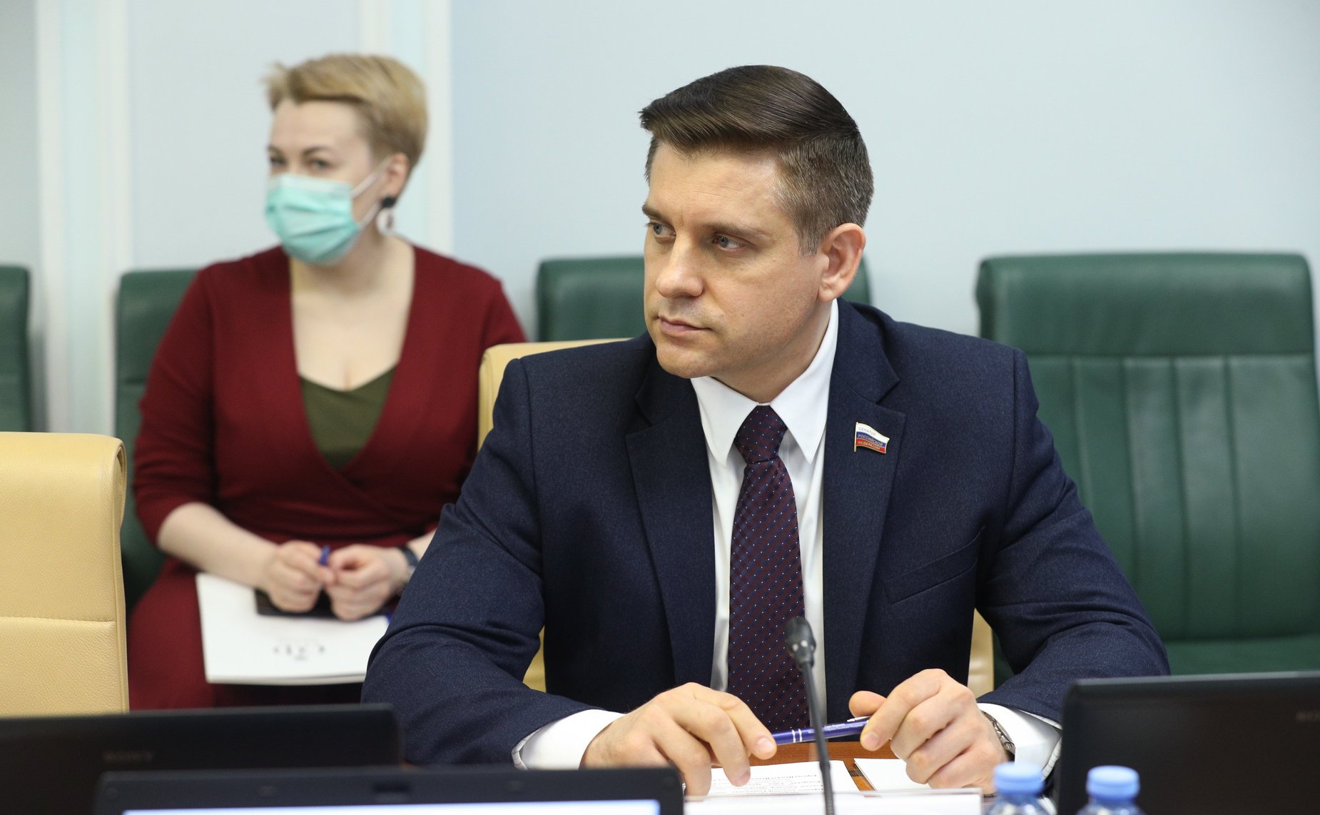 Юрий Архаров