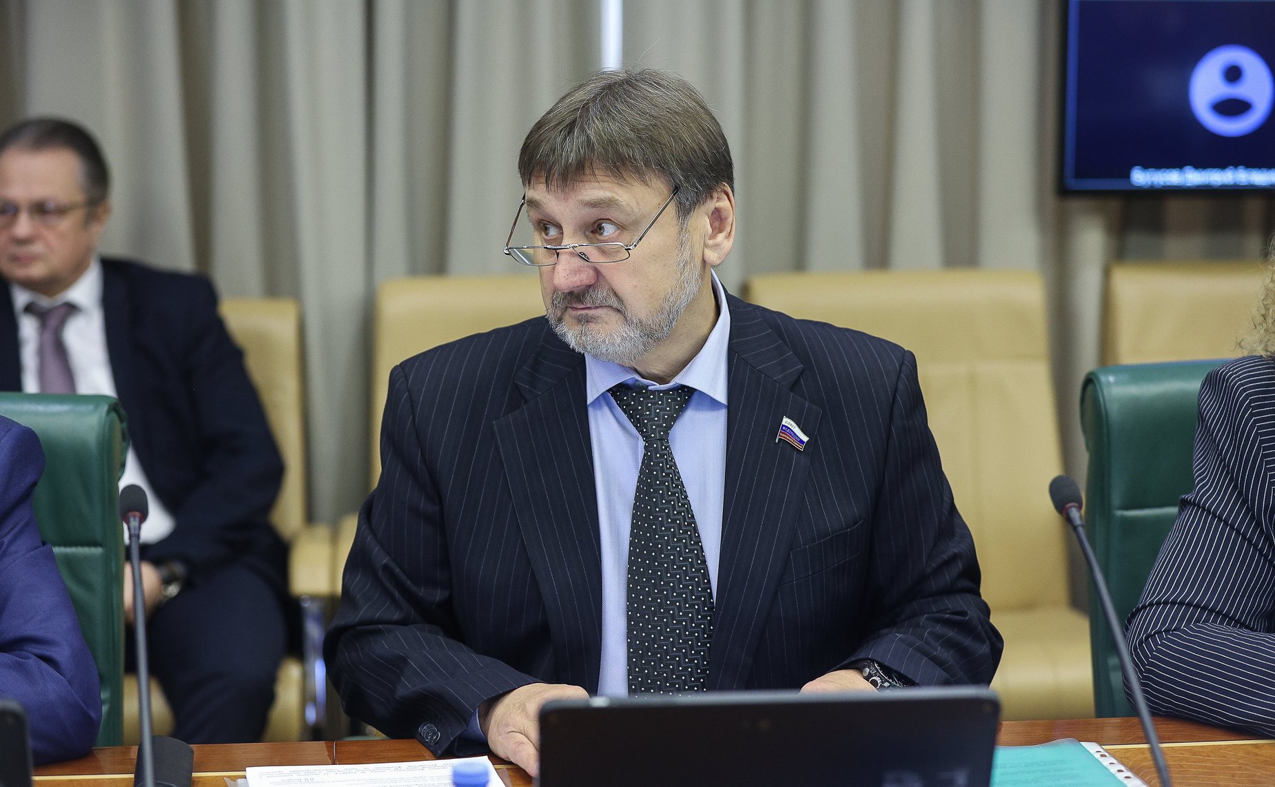 Владимир Лебедев