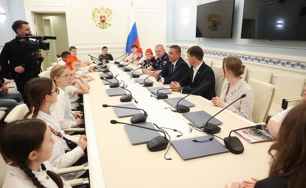 Встреча Айрата Гибатдинова со школьниками Ульяновской области