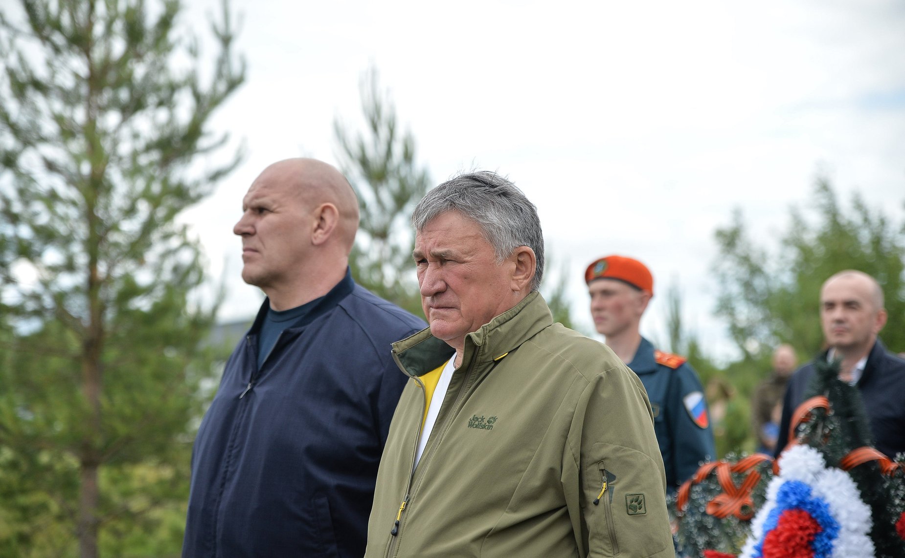 Юрий Воробьев принял участие в мероприятиях каникулярной профориентационной школы «За безопасность!», прошедших в рамках XI Форума регионов Беларуси и России на базе арктического спасательного учебно-научного центра «Вытегра»