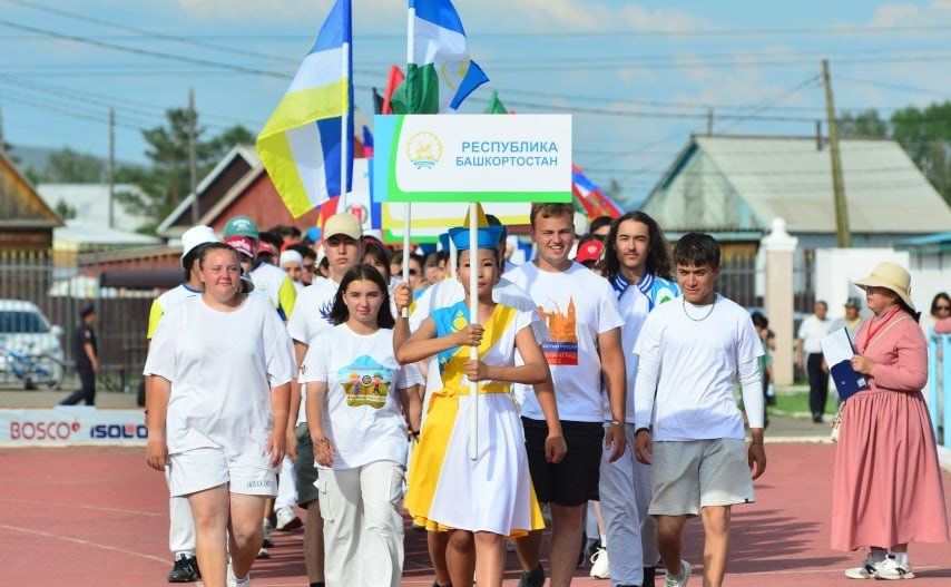 Баир Жамсуев приветствовал участников и гостей Первенства России по стрельбе из лука