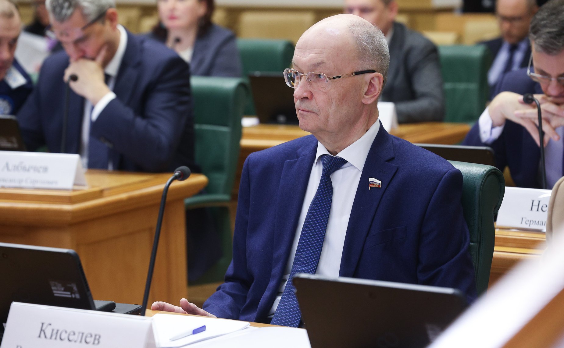 Владимир Киселев
