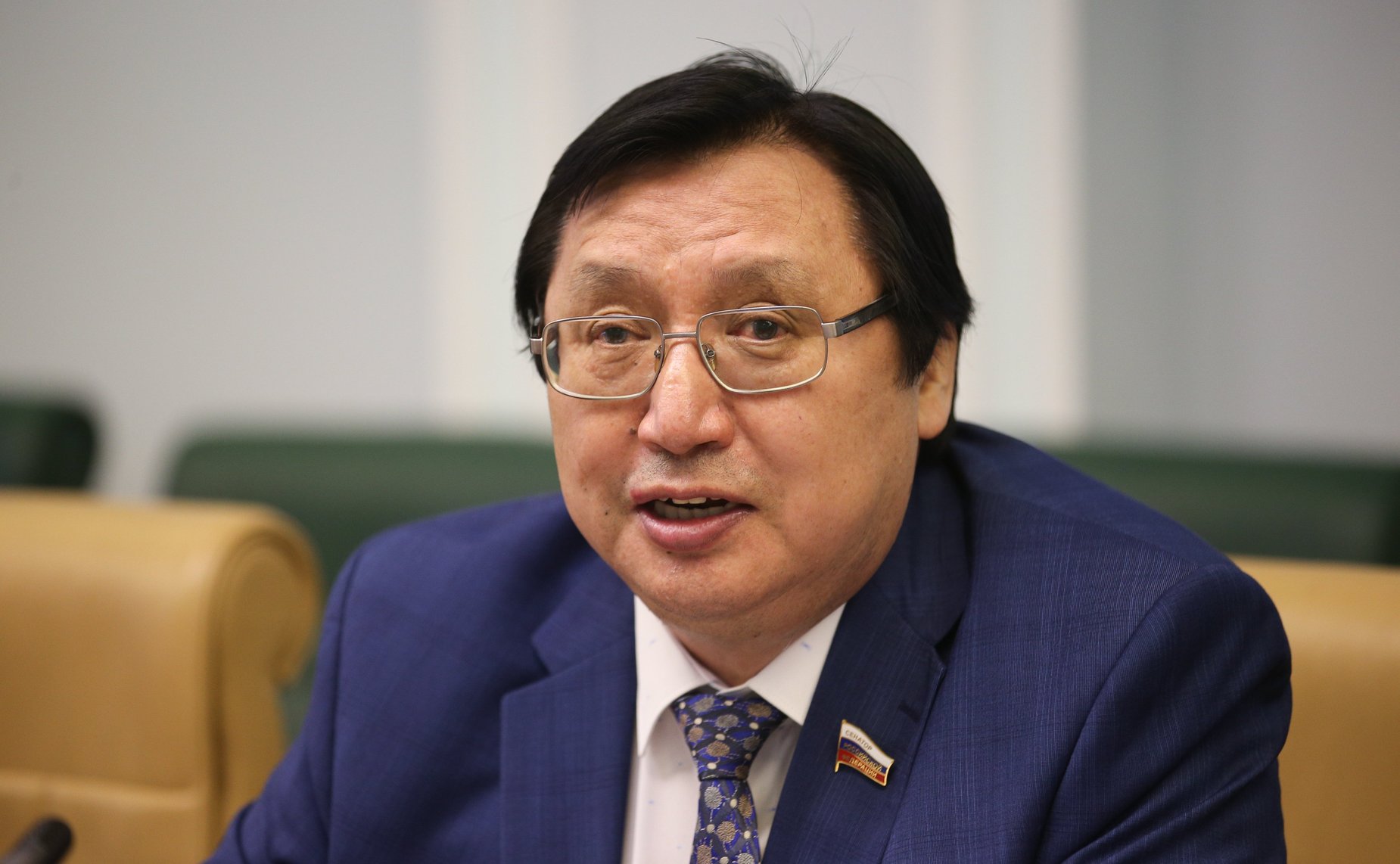 Александр Акимов