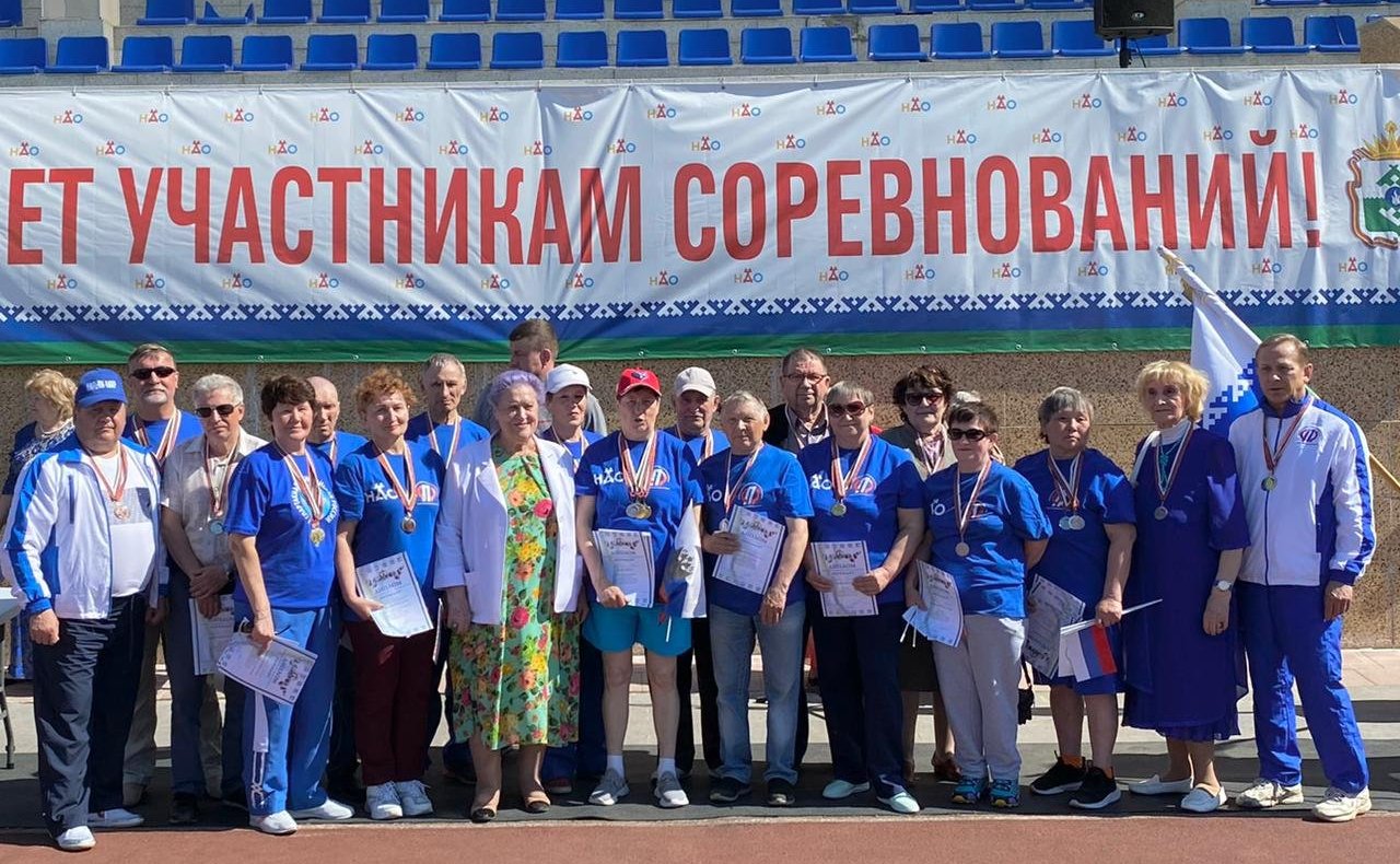 Денис Гусев принял участие в торжественном закрытии традиционной Спартакиады среди пенсионеров Ненецкого АО