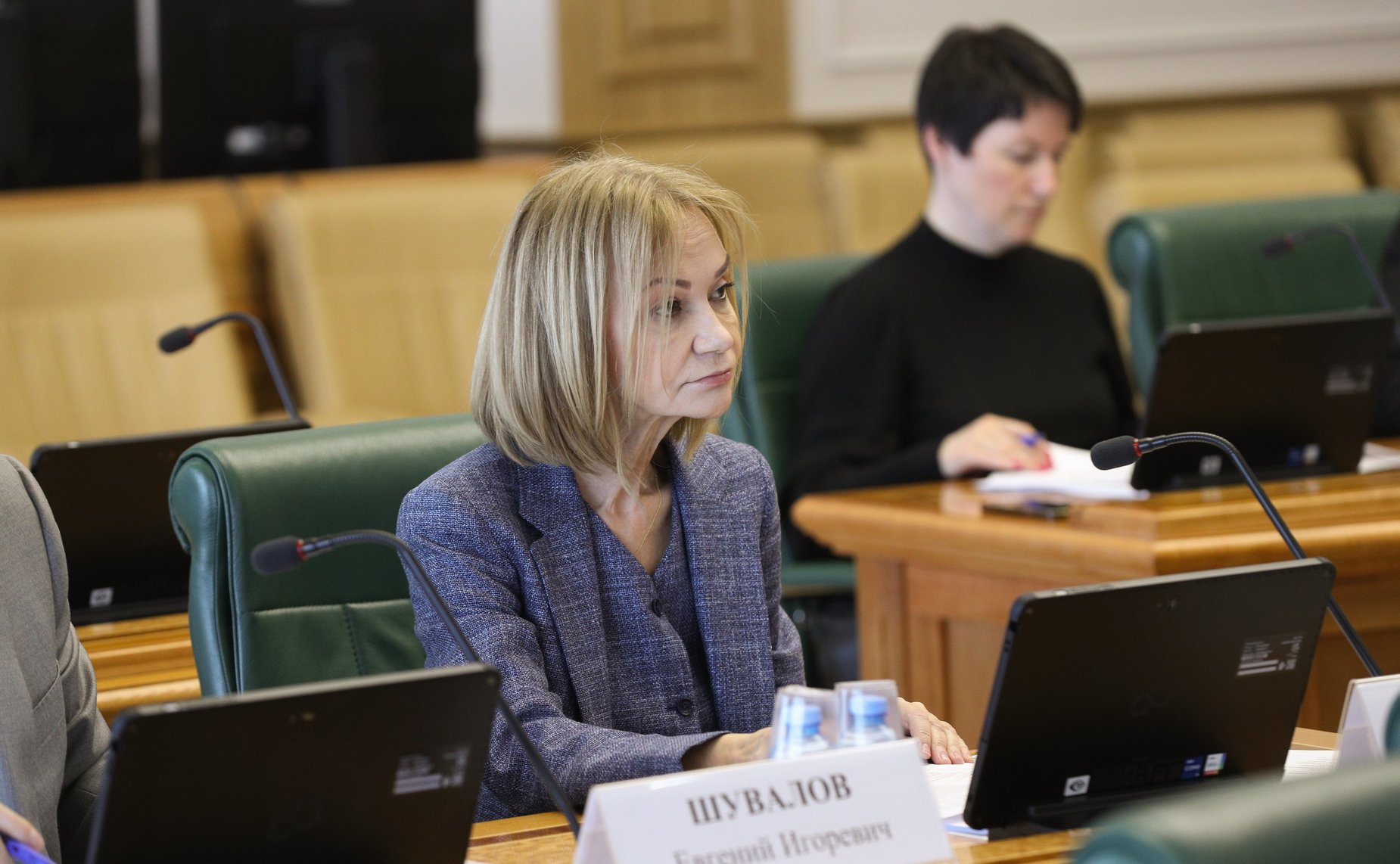 «Круглый стол» Комитета СФ по конституционному законодательству и государственному строительству совместно с Комитетом СФ по аграрно-продовольственной политике и природопользованию