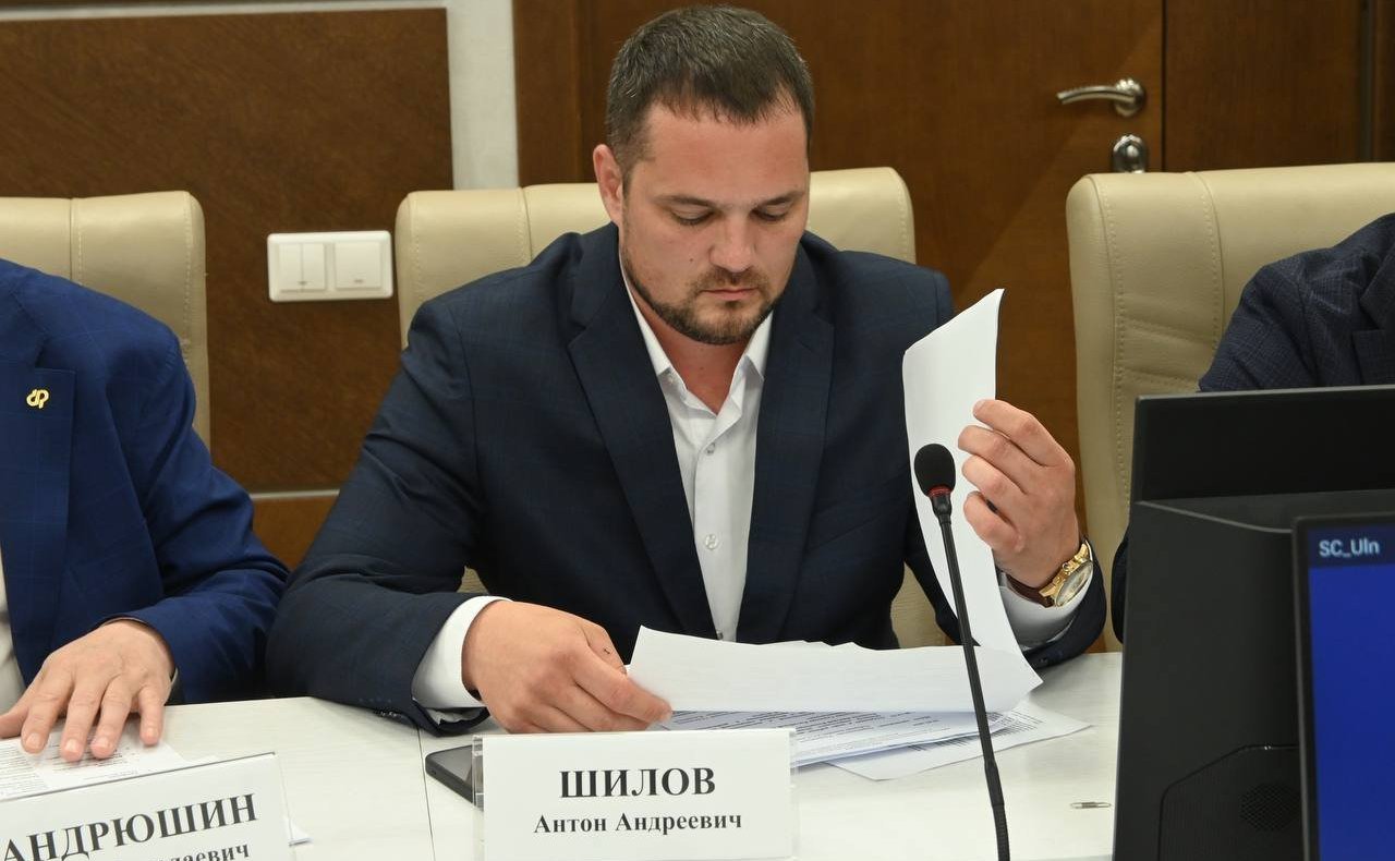 Айрат Гибатдинов принял участие в прошедшем в регионе межведомственном совещании по вопросам протезирования и реабилитации участников и ветеранов СВО