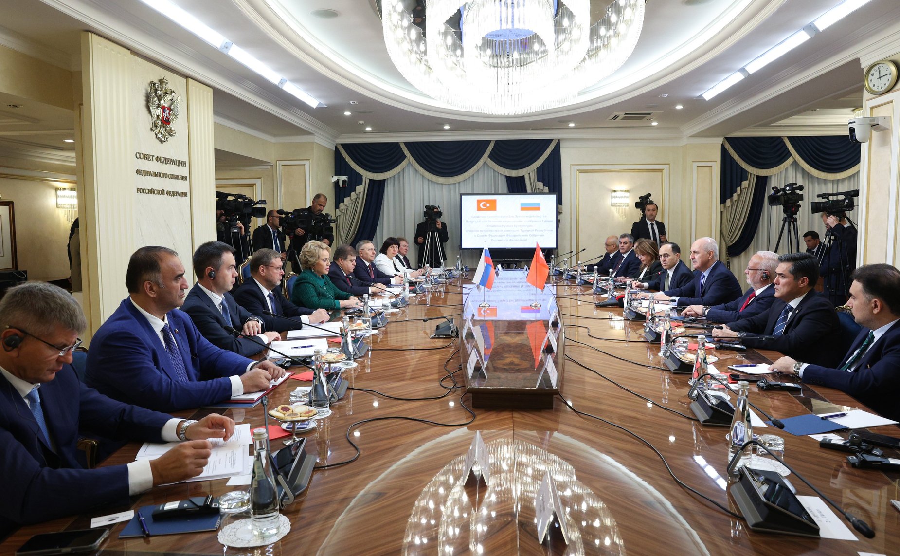Встреча Председателя Совета Федерации Валентины Матвиенко с Председателем Великого национального собрания Турции Нуманом Куртулмушем