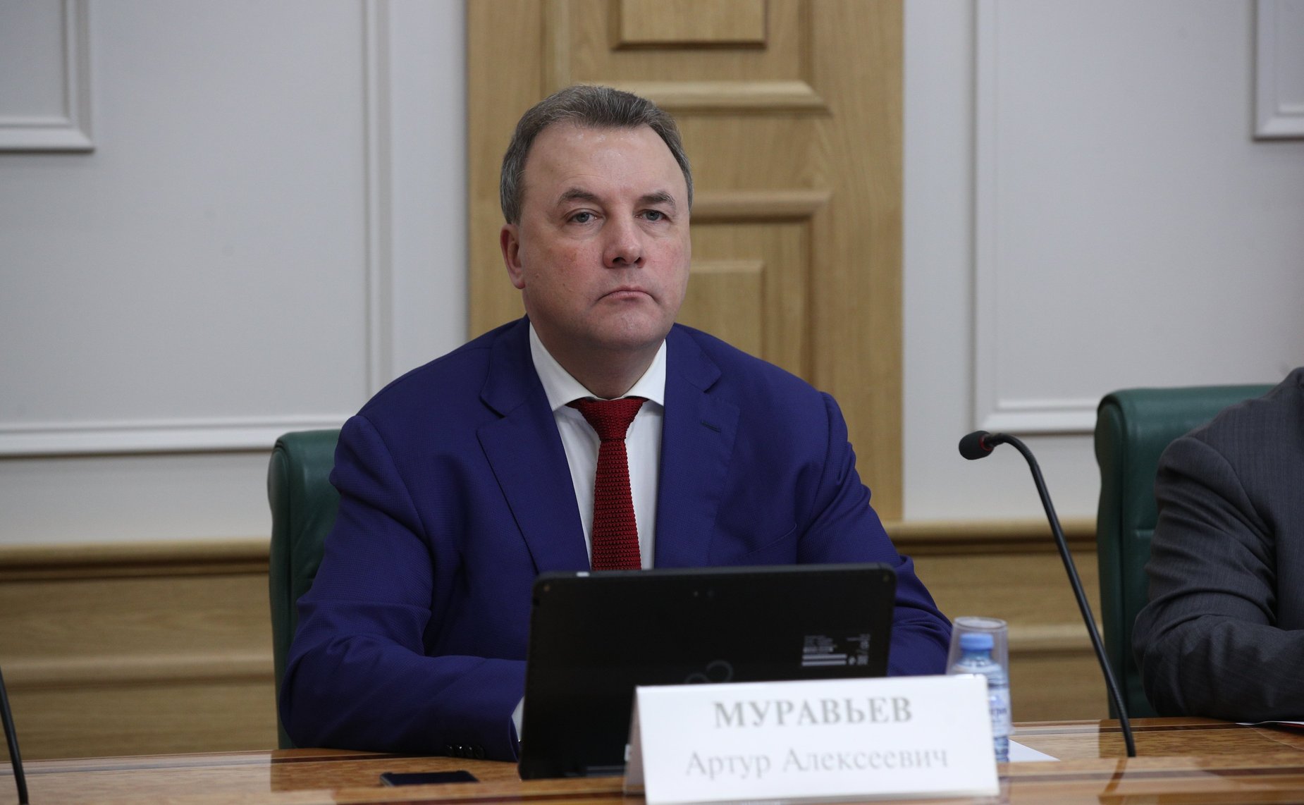 Артур Муравьев