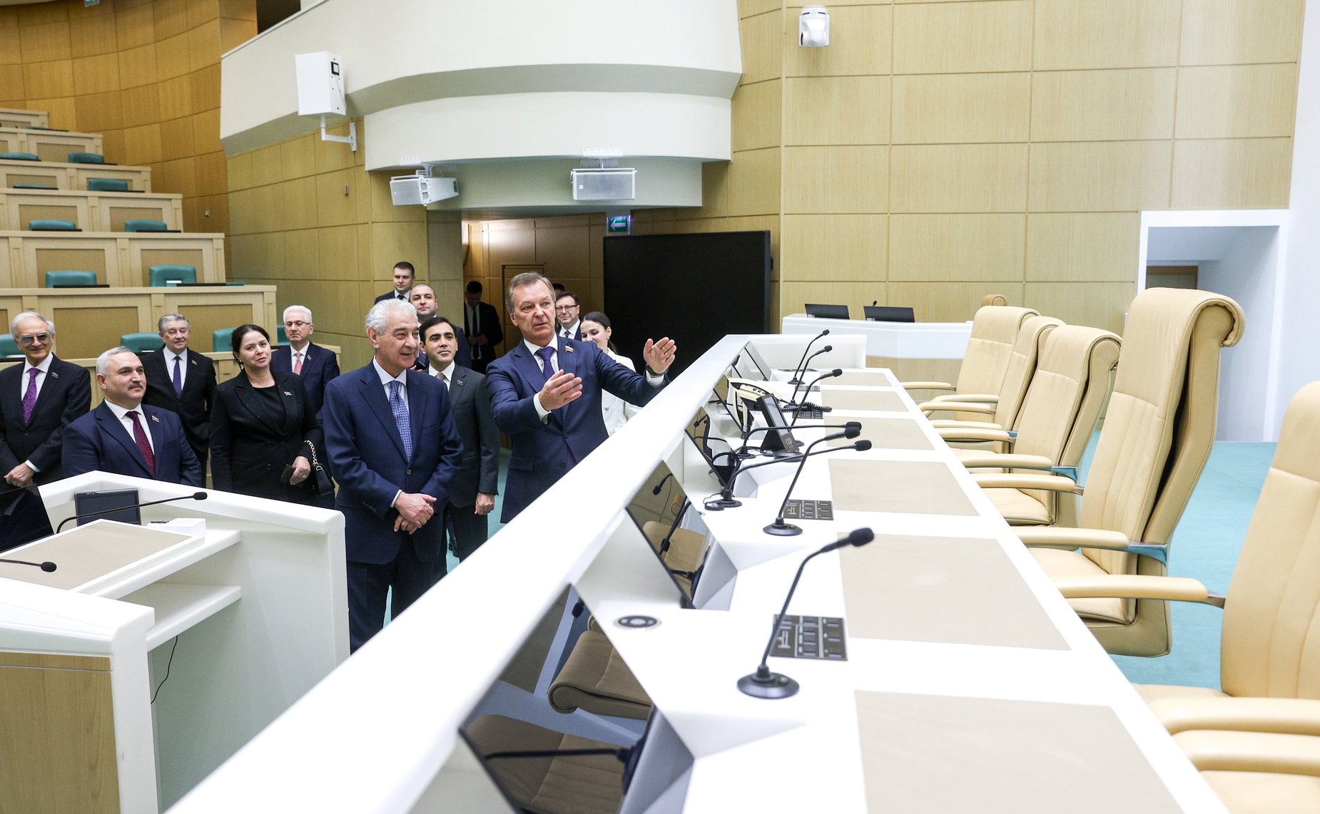 Экскурсия по Совету Федерации для делегации Милли Меджлиса Азербайджанской Республики во главе с первым заместителем Председателя Милли Меджлиса Азербайджанской Республики Али Ахмедовым