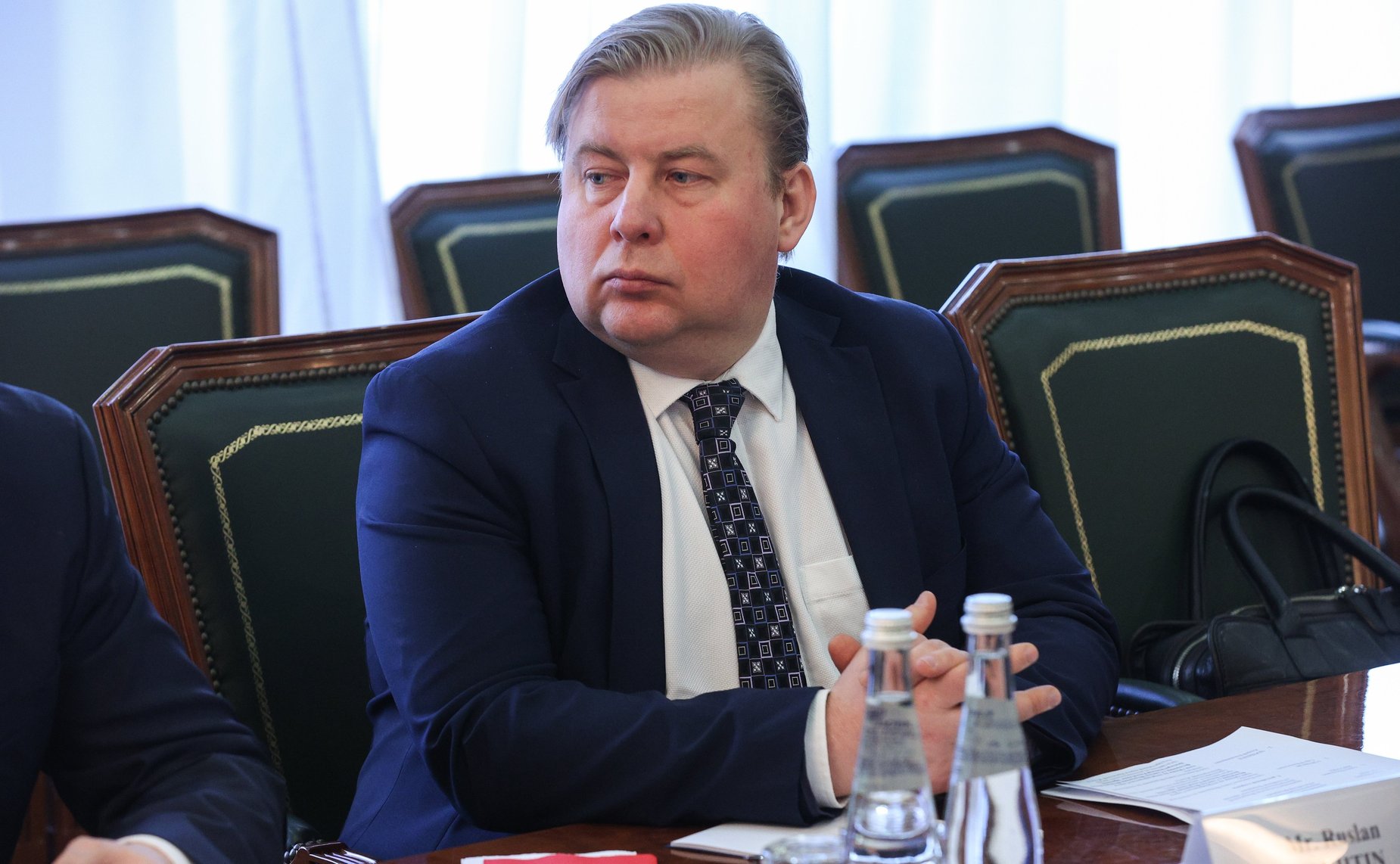 Николай Владимиров провел встречу с Чрезвычайным и Полномочным Послом Федеративной Демократической Республики Эфиопии в Российской Федерации Чамом Угалой Урятом