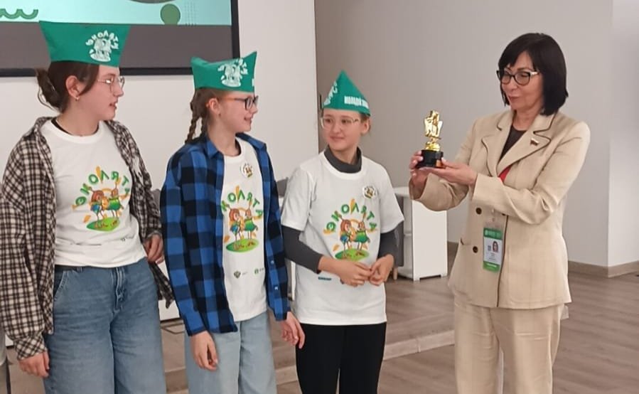 На XI Невском международном экологическом конгрессе впервые в рамках Всероссийского природоохранного социально-образовательного проекта «Эколята» состоялся Экологический турнир «Удивительное рядом»