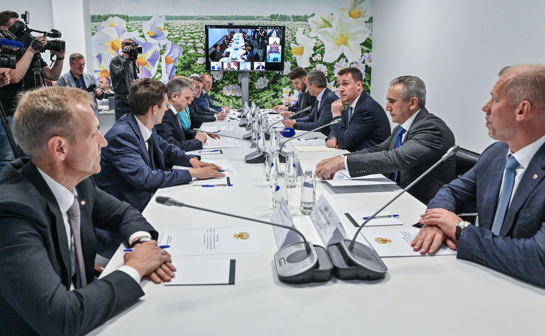 Выездное совещание сенаторов РФ в Тюменской области